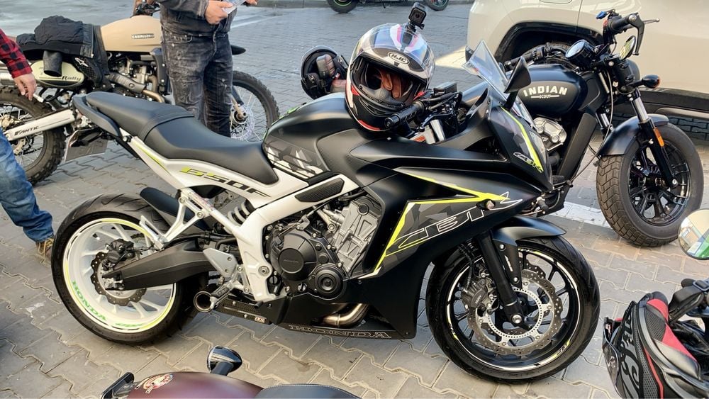 Motocicleta 4800km Honda CBR 650 nouta