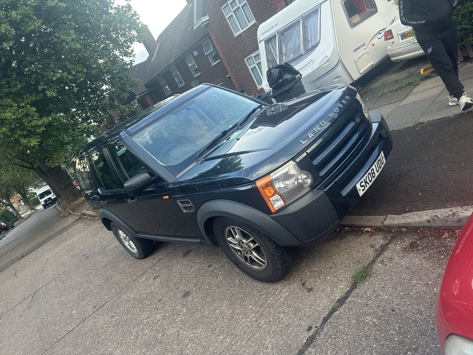 Land rover discovery 3 din 2008  perfect pentru toti