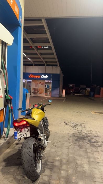 Vand sau schimbi cu sporitva limitat a2 kawasaki z750 limitat legal A2