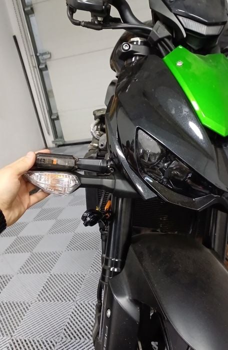 Semnalizari Led Dedicate Kawasaki Z1000 Z800 Z750
Z900 Z650 Z400 Z125