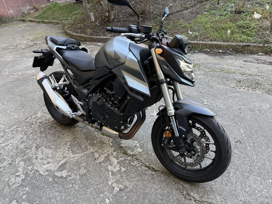 Honda CB750 Hornet 2024 | Quickshifter | Garanție 2+2 ani | Impecabilă