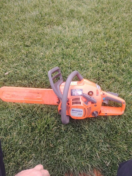 Vând această drujbă! Husqvarna