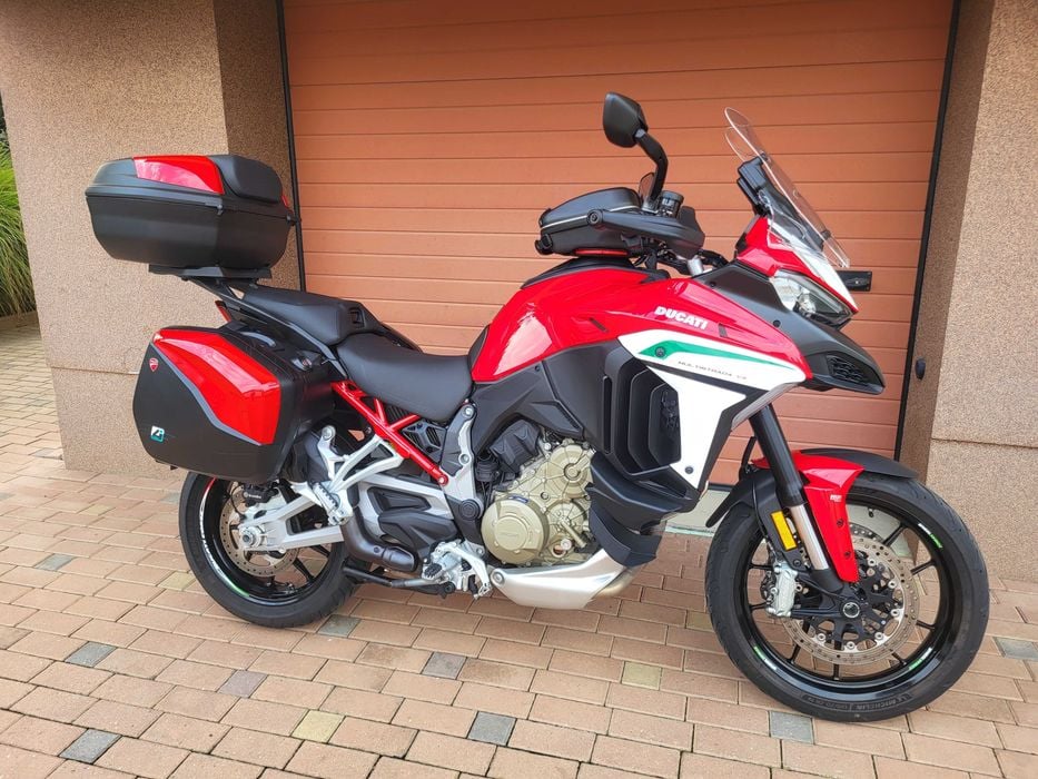 Ducati multistrada v4 travel
