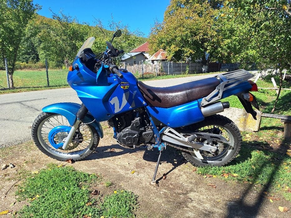 Vând Sau Schimb Cu Atv, Motocicletă Suzuki Ideala Pentru Catrgoria A2