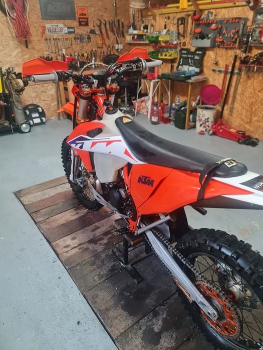 Ktm 300 exc tpi 2022 six days