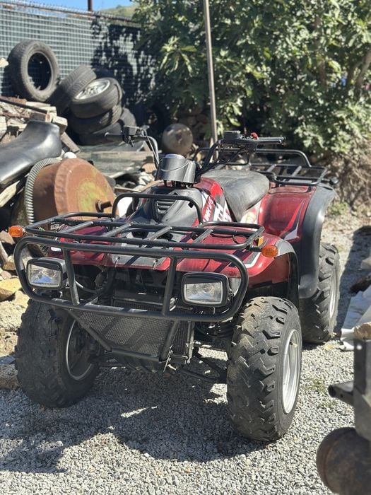 Vand pachet 2 atv linhai 300 2500 euro negociabil