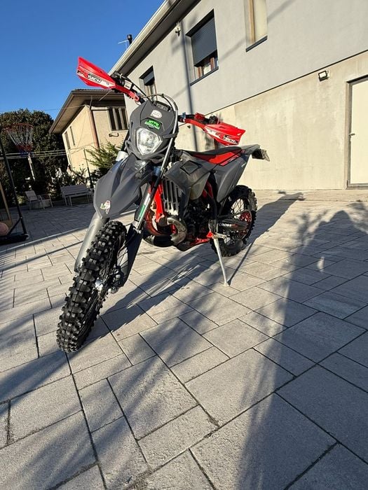 Moto Enduro Beta rr 300