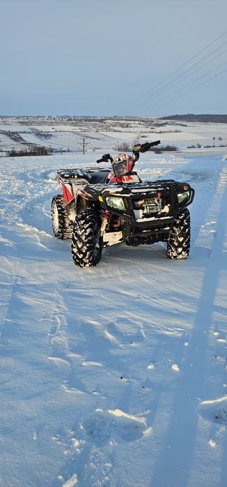 Vând atv polaris sportsman 800