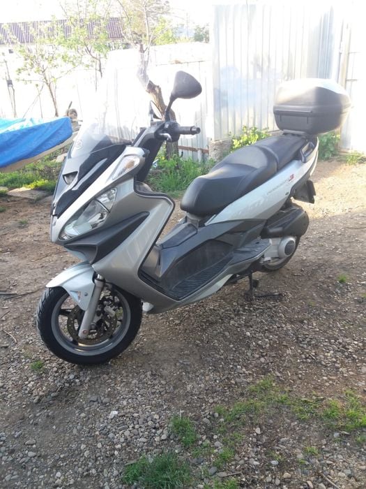 Scuter Malaguti madison 3, 125cm