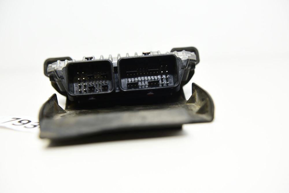 ECU CDI Unitate De Control MV Agusta Brutale 675 8000B6269