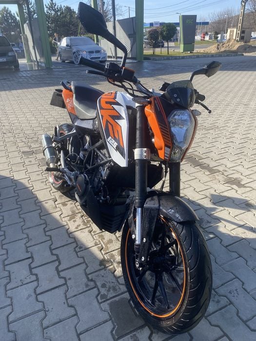 Ktm Duke Naked anul 2011