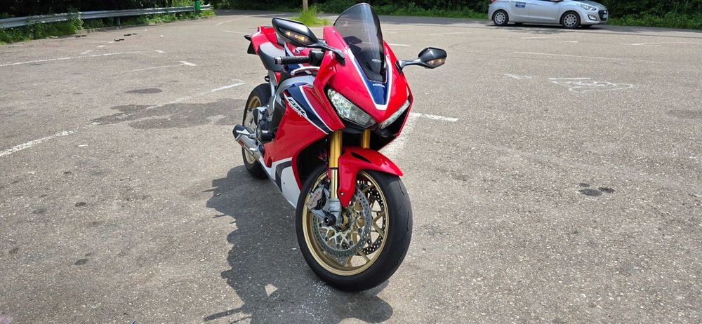 Honda CBR 1000RR SP1 SC 77