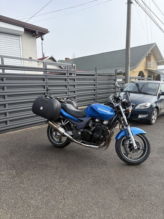 Kawasaki ZR-7 stare foarte bună , PREȚ FIX !!