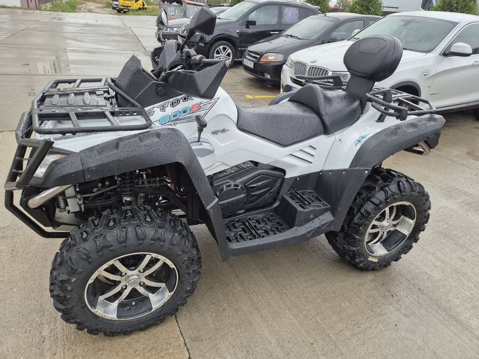 Vând CF moto 800-2 Terralander