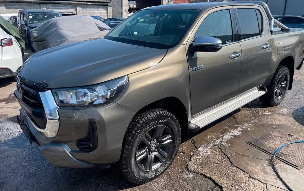Dezmembrez / Piese auto Toyota Hilux 2022 Diesel