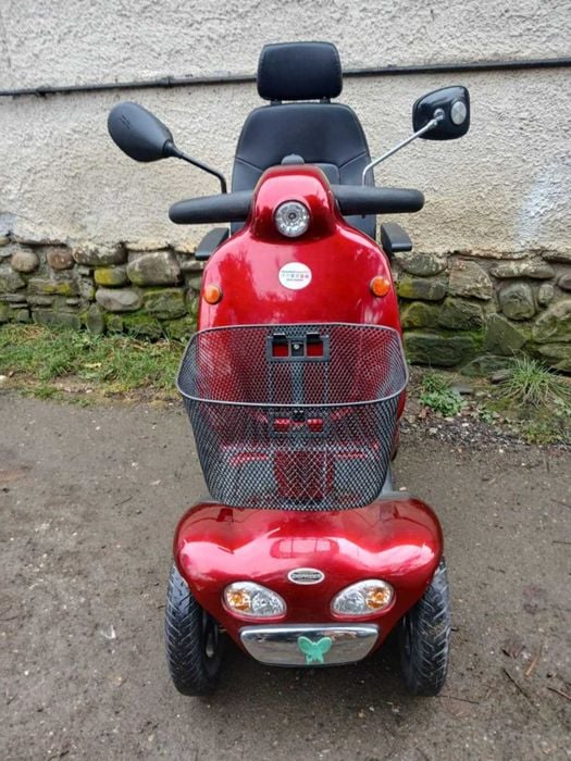 handicap dizabilitati  scuter electric carucior electric