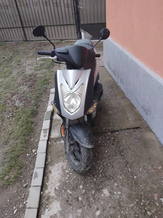 Vând kymco 50 4t