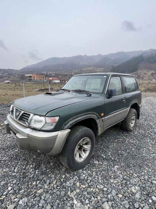 Nissan Patrol y61 / y60 pentru piese