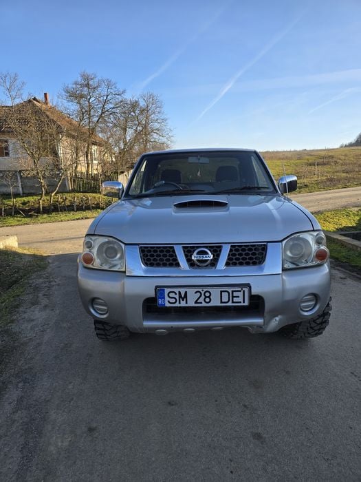 Nissan Navara D22