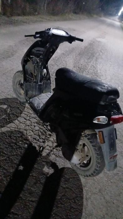 Vând scuter necesita cablu de accelerație