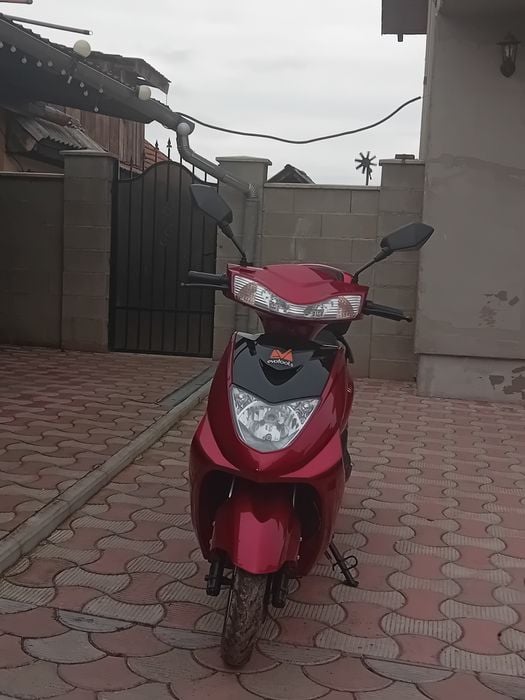 Vând scuter electric