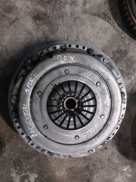 Kit ambreiaj Land Rover Discovery 2.0 Motorina 2017