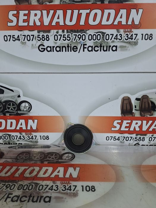 boxa land rover discovery 4 (2009->) 2.0 motorina 2016