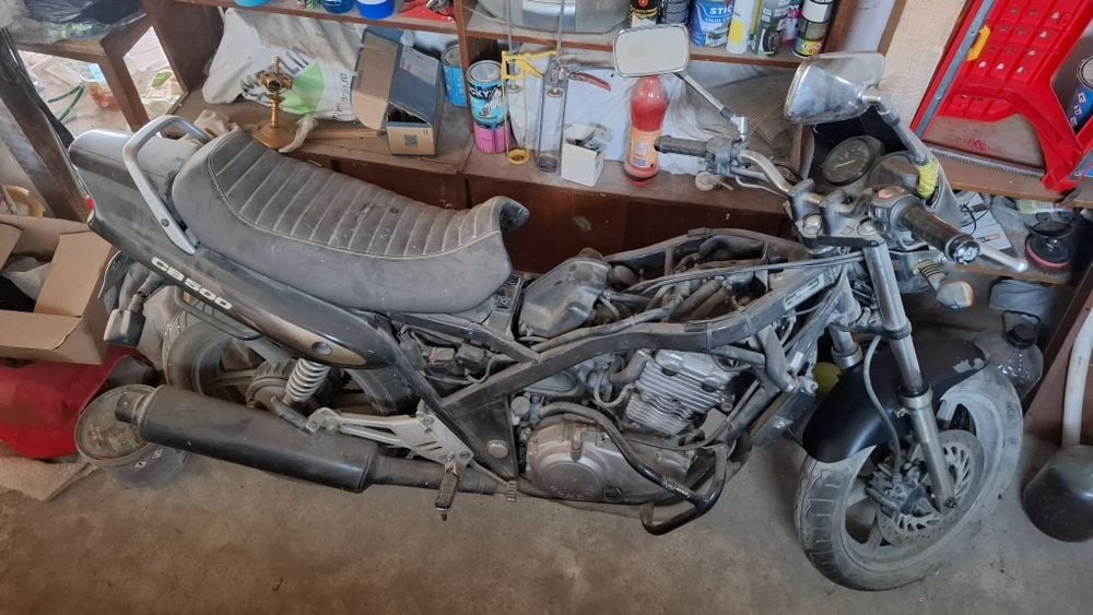 Motocicleta Honda CB 500