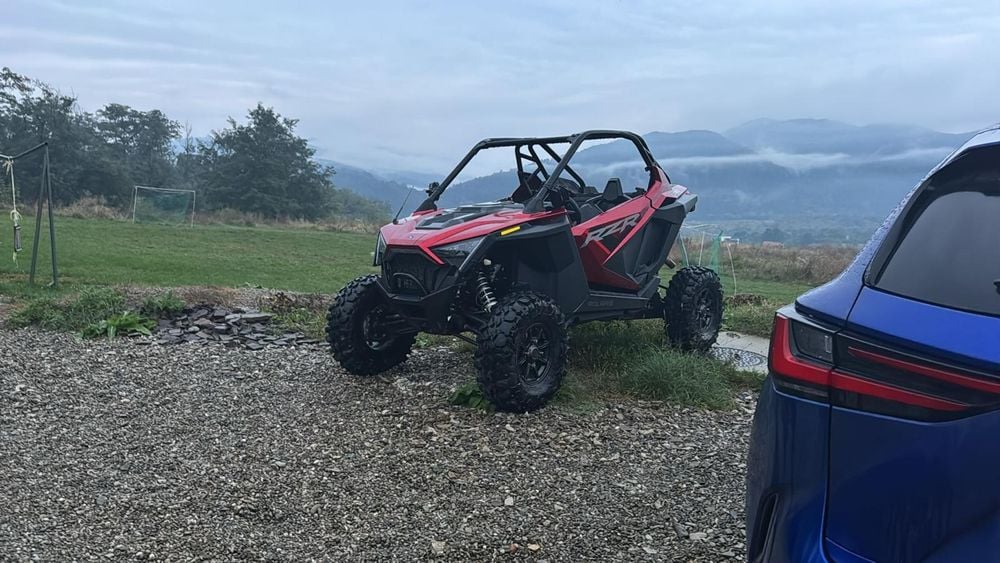 Polaris RZR Pro XP Ultimate 64" – 715 km, stare impecabilă, ca nou
