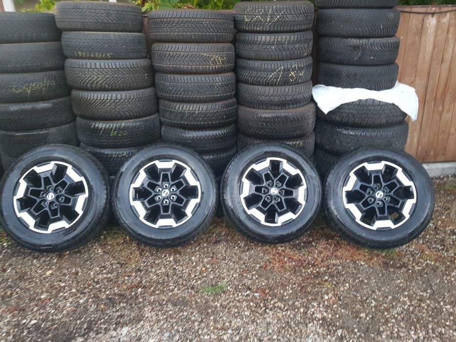Jante nissan navara 6x114,3 pe 18 si anv.m+s continental 255/60r18