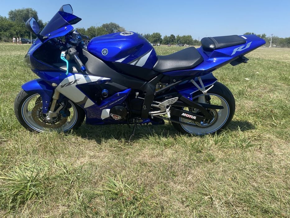 Vand motocicleta vand Yamaha R1