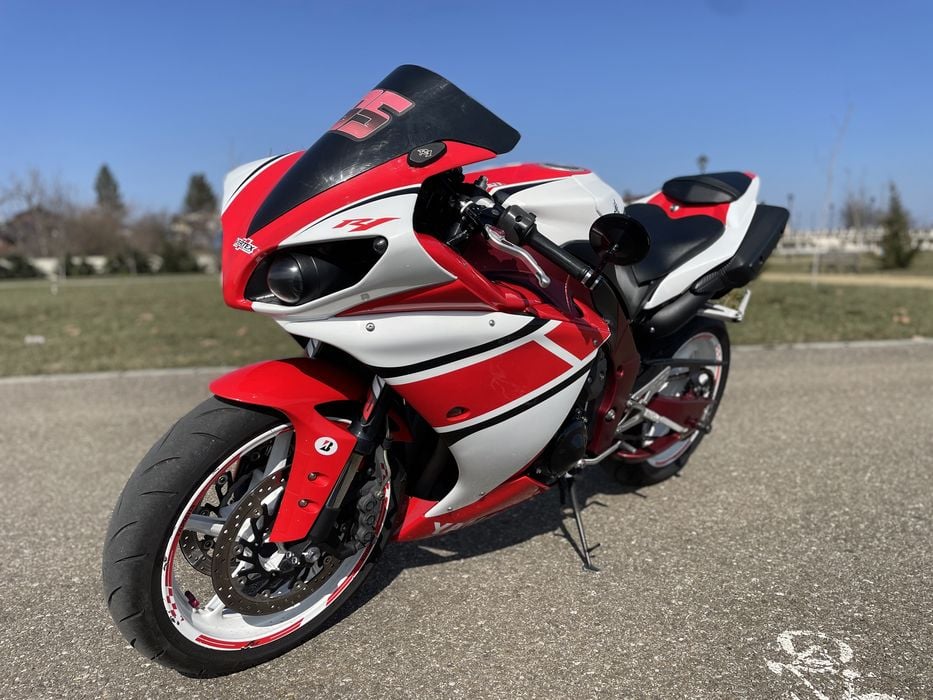 Yamaha YZF-R1 RN22,Model Big-Bang,Proprietar,Schimb cu Auto,Enduro