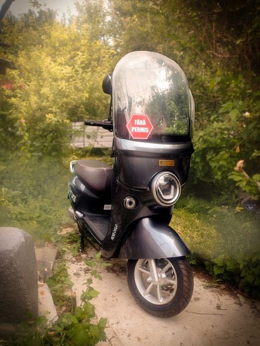 Scuter electric fara permis RDB Oslo