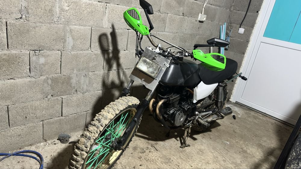 Honda CB250RSZ pentru reconditionat