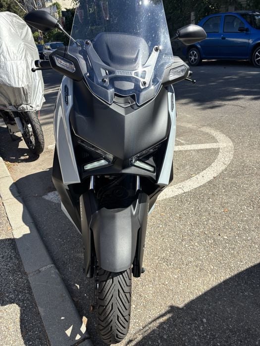 X max 300 tech max + 2025 garantie 2028