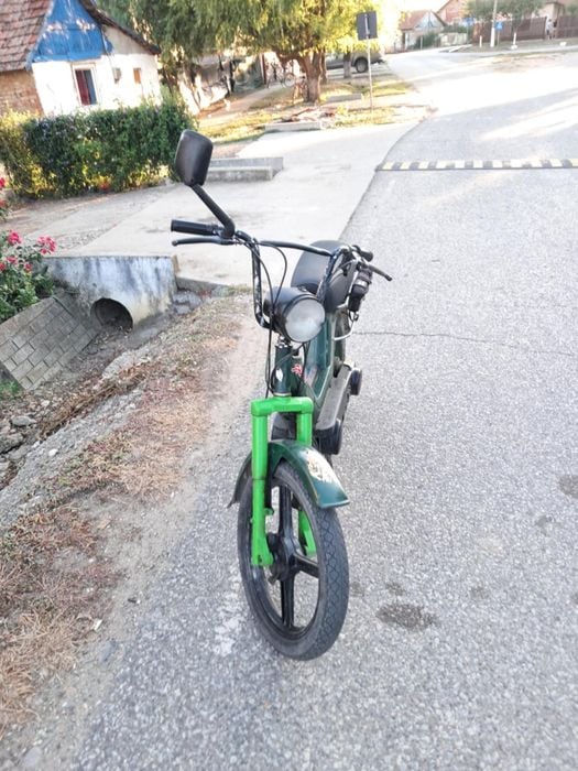 Vând sau schimb Piaggio si 2