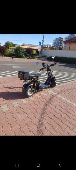 Vând scuter electric cu firu rupt de la motor se poate face