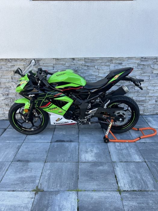 Kawasaki Ninja 125 R/2022 A1 impecabil