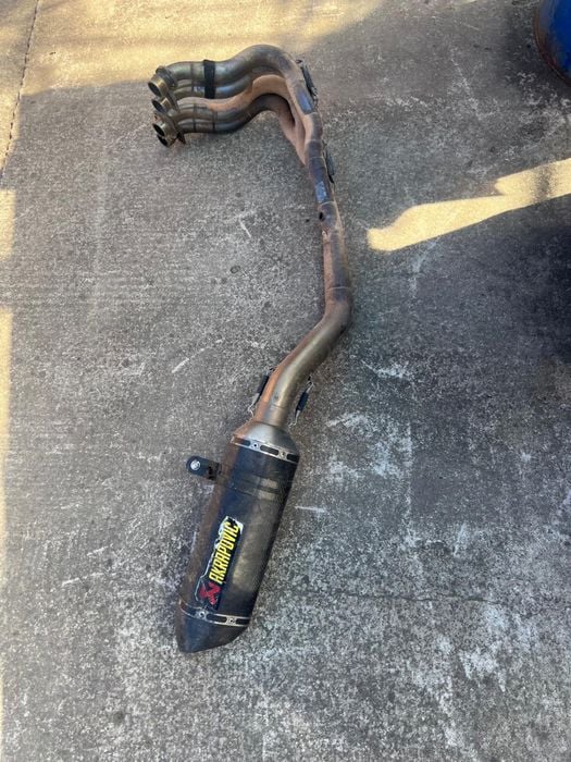 Evacuare completa Akrapovic