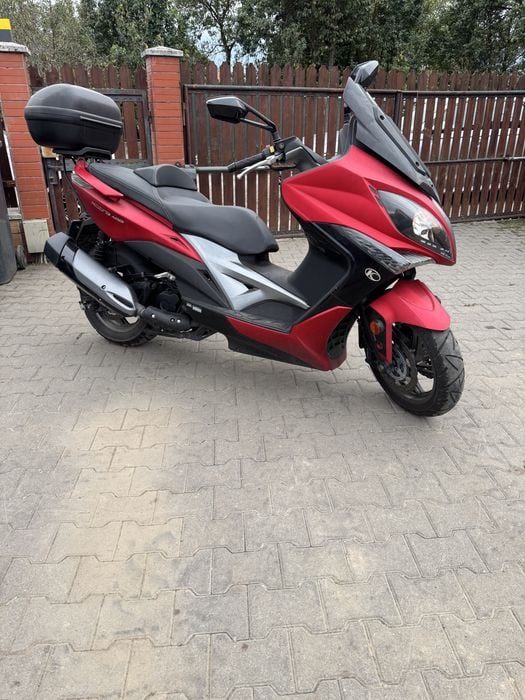 Kymco Xciting 400 , maxiscooter Bmw , Aprilia , Honda