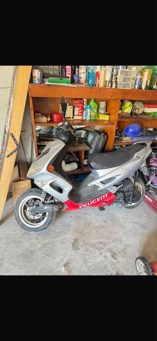 De vanzare scuter peugeot