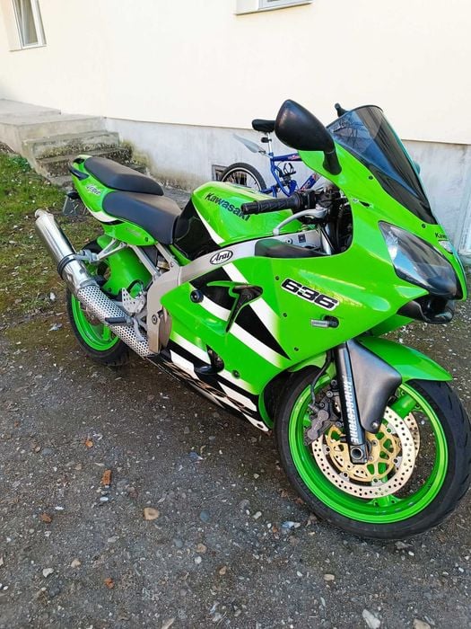 Kawasaki ninja 636 din 2002