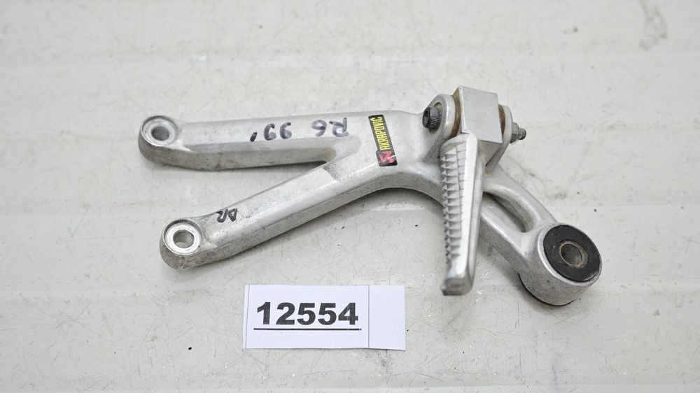 Suport Scarita Evacuare Pasager Spate Dreapta Yamaha R6 1999 - 2002