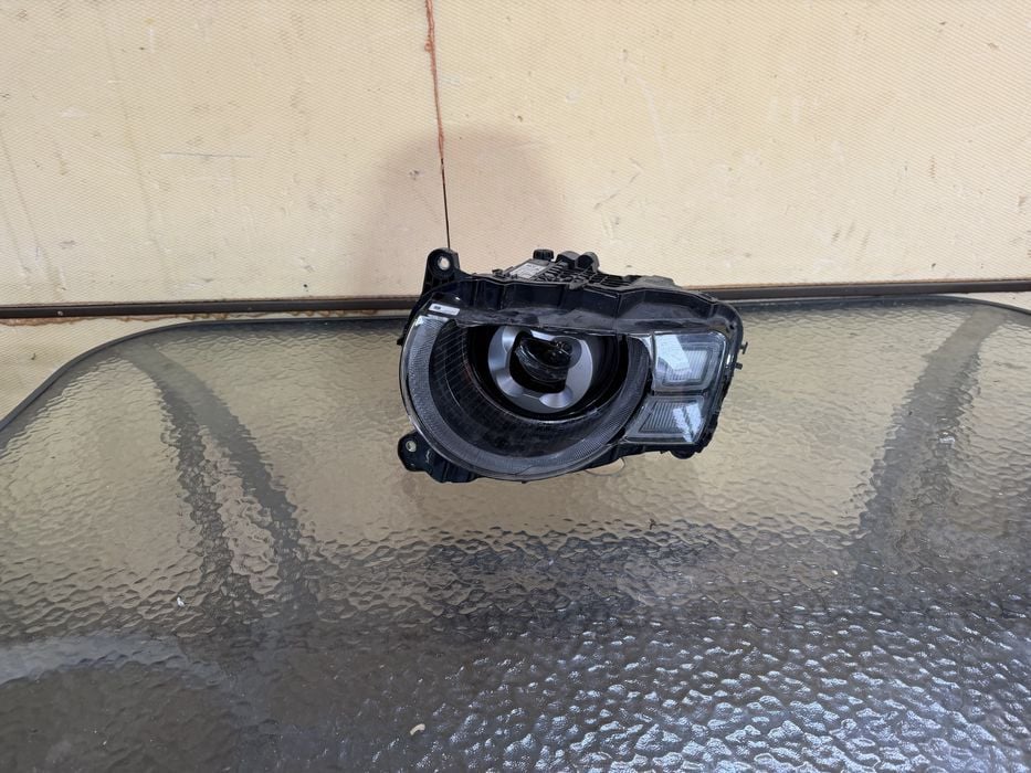 far stanga land rover defender