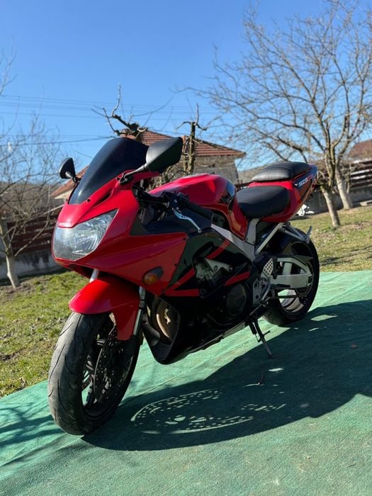 Motocicleta Honda CBR929 rr
