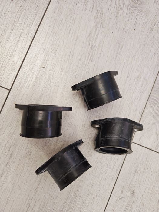 Flanse admisie Kawasaki ZX-7 / ZR750 / ZR-7s