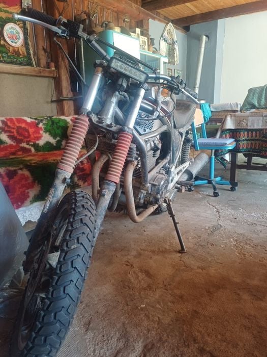 Vand honda CB450R 450cc urgent!