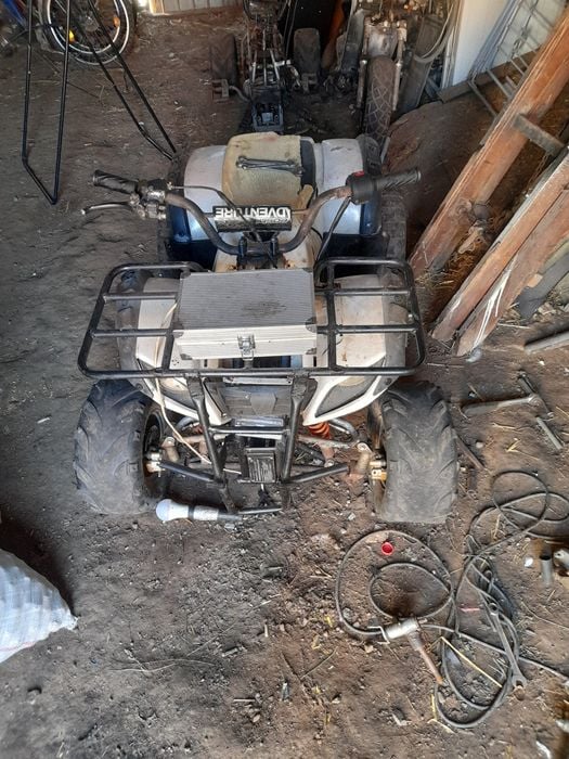 Vând atv de 110 bun