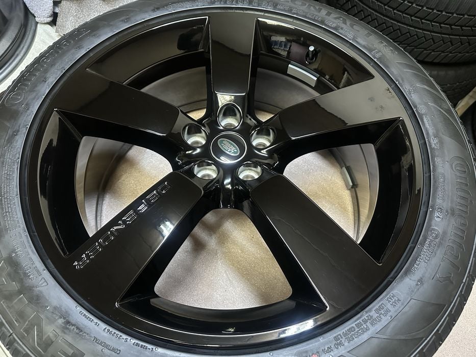 Jante Originale Land Rover DEFENDER pe 22 cu anv. vara !