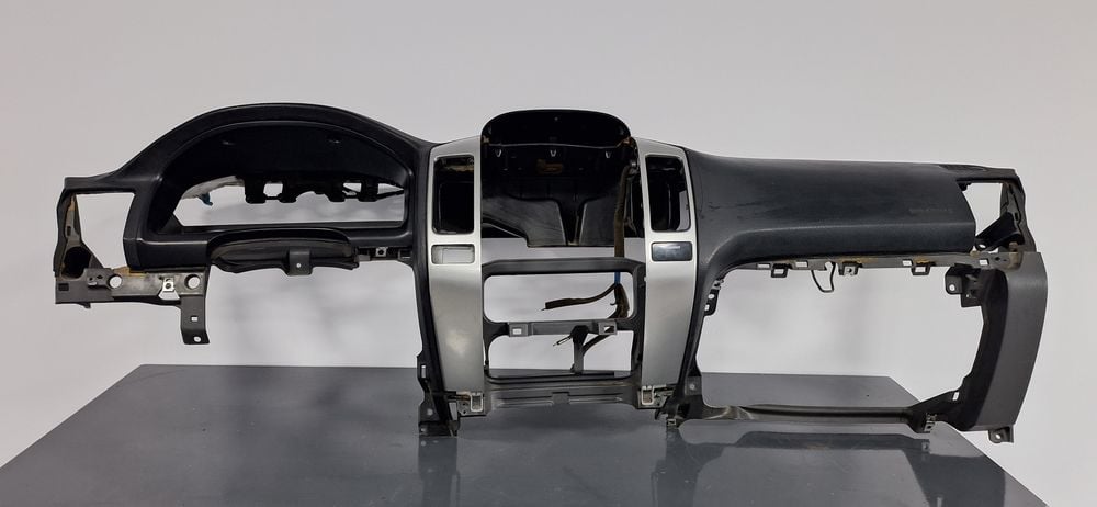 plansa bord toyota land cruiser (2002-2010) 3.0 motorina 2008